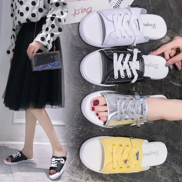 

slippers women wear fashionable joker 2020 new flat sandals female cute ins red network outdoor wear in summer x1020, Black