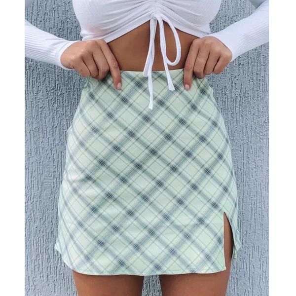 

women side split check mini skirt in light green t200712, Black