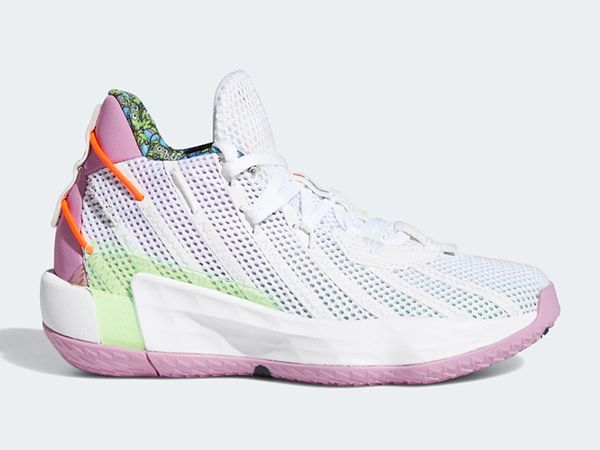 

damian lillard dame 7 j buzz lightyear shoes with box damian lillard 7 sport shoes size 4-11.5, Black