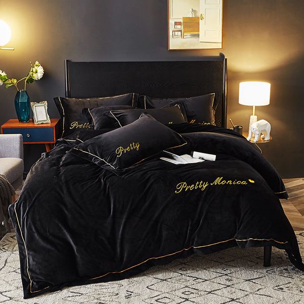 Grau schwarz Luxus Fleece Stoff Bettwäsche-Sets Königin King-Size-Stickerei Bett Bettbezug Bettwäsche Bettwäsche-Set T200706