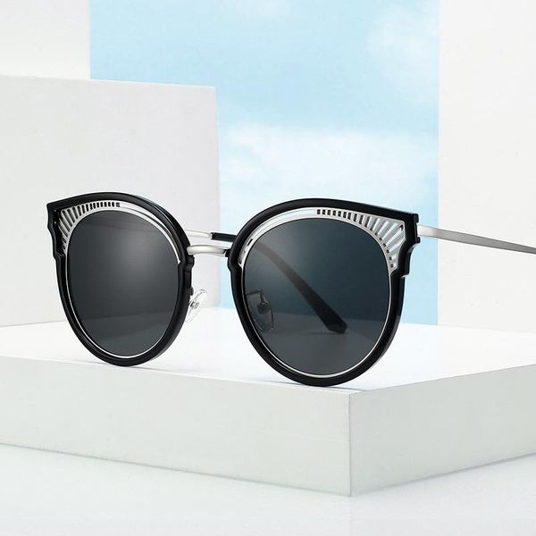 

Fashion cat-eye trend Europe and the United States polar light sunglasses tide TR frame metal leg men's and women's sunglasses., White;black