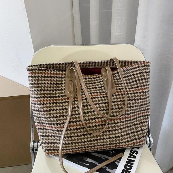 

brand original design 2020 new large capacity women's casual shoulder bag joker portable tote bag