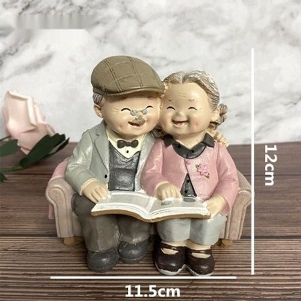 

juqxb new celebrity internet reading decorative celebration lady cake decorative ornaments cut cake old birthday old lady resin man celebrat