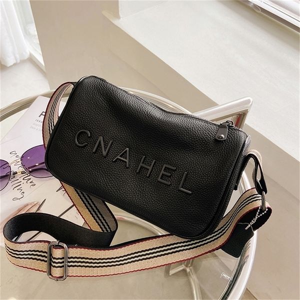 

sale 90% off texture small bag women's new fashion leisure large capacity messenger wide shoulder belt single square