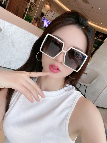 

2021 new fashion summer beach sunglasses woman overszie goggle temperament sunglasses for man woman uv400 with box