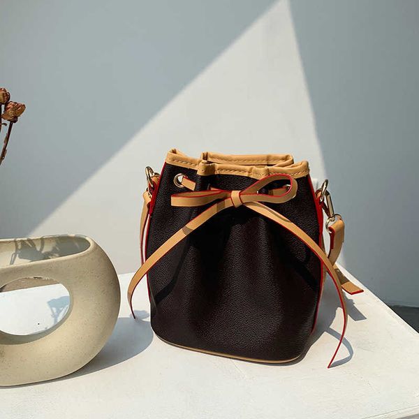 

brand bucket handbags crossbody tote bags fashion noemal shoulder bag drawstring bb brown white bucket vince camu to handbag
