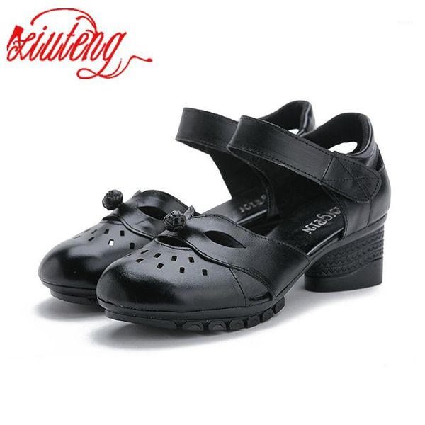

dress shoes glglgege summer sandals ethnic style mother leather middle-heel hole middle-aged and hollow women's sandals1, Black