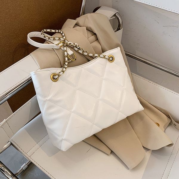 

n5qlt wanghong large winter single shoulder capacity bag new women's wear underarm women's wear fashion fashion versatile chain me