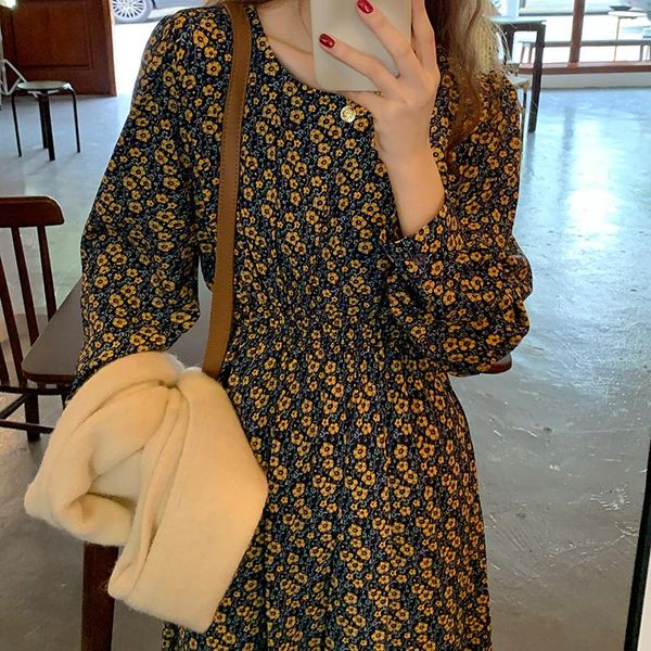 

korean version vintage floral print dress women long sleeve dress o-neck casual yellow floret dresses mid-length clothes, Black;gray