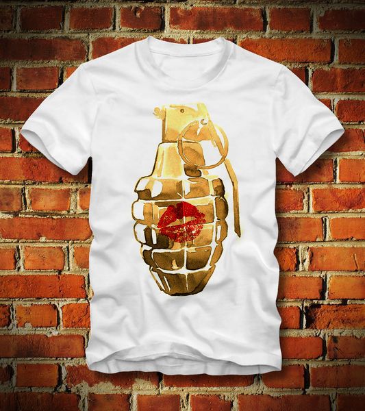 

new summer tee shirt funny t shirt handgranate kuss mund kiss make love not war pop art bombe custom t-shirt sport hooded sweatshirt hoodie