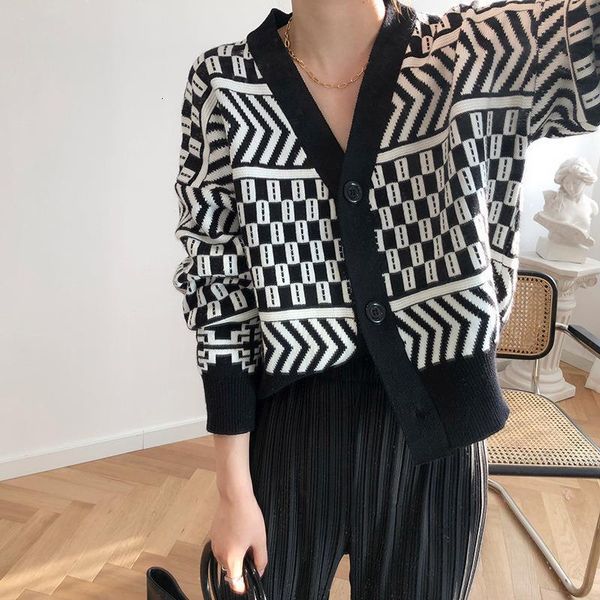 

polyester 2021 women spring cardigans knitted single button long sleeve women v neck sweater black white striped women clothes, White;black