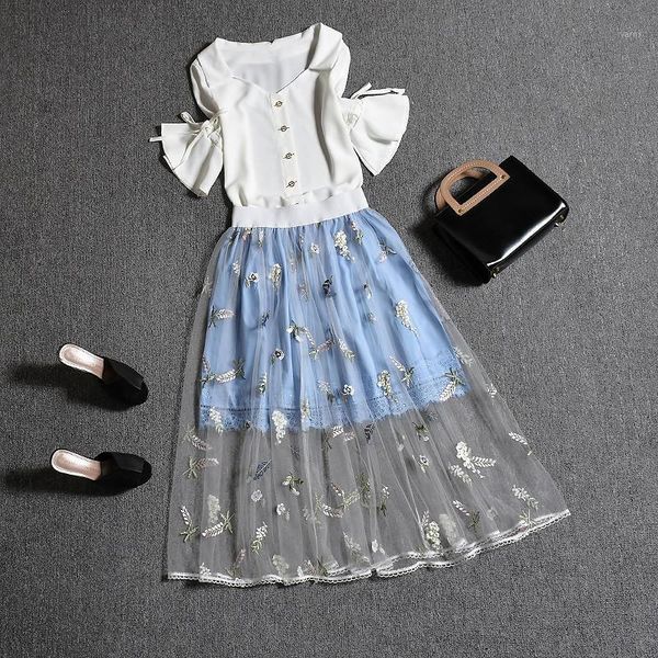

spring summer women's skirts suits white ruffles sleeve shirt blouse and lace embroidery floral long skirt suits set ns6801, White;black