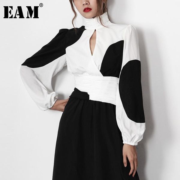 

eam] women white contrast color hollow out blouse new stand collar long sleeve loose fit shirt fashion spring summer 2020 1y5951