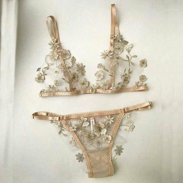 

2019 womens lace embroidered floral see through push up bralette bralet bra bustier crop sheer g-string underwear 2pcs1, Red;black