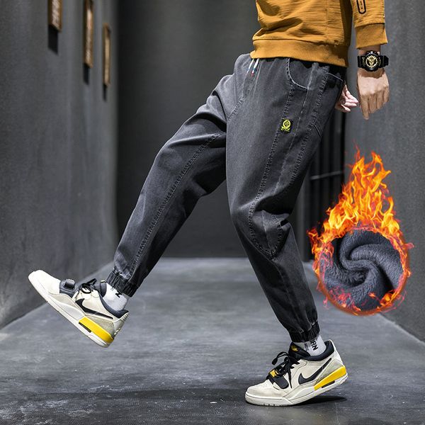 

plush jeans 2020 winter new korean casual men's fashion handsome nine point harem pants, Blue