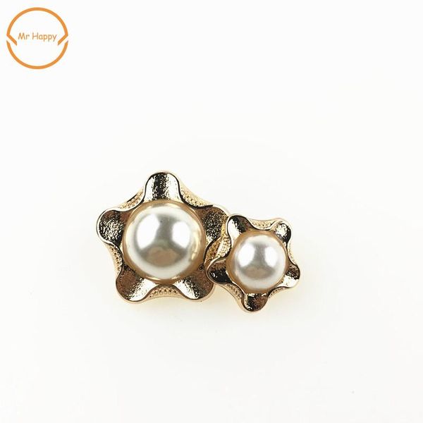 

2pcs lot fashion decorative pearl buttons star shape sewing buttons for coat jacket sweater garment accessories diy wmtkcx xhhair