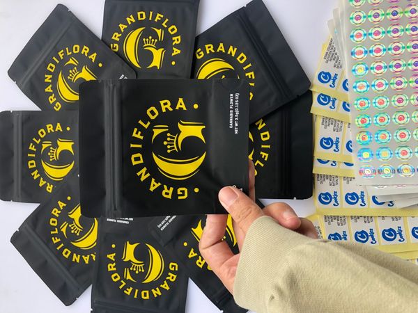

hologram empty label cookies 3.5g california mylar bag bags bags grandiflora flavors sf black yellow and stickers 3.5g bbyhp bdetoys