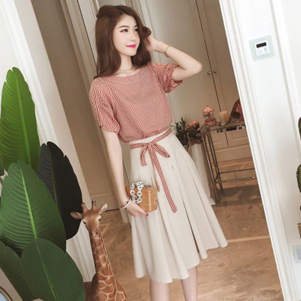 

uushz summer women's niche is very fairy french dress fashionable two-piece online celebrity t-shirt suit skirt graceful and western st, Gray