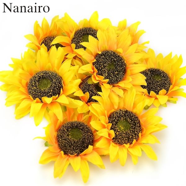 30 Pz 14 cm Grande Testa di Girasole Fiori di Seta Artificiale Per La Decorazione Domestica di Nozze FAI DA TE Scrapbooking Corona Mestiere Fiore Finto 201222