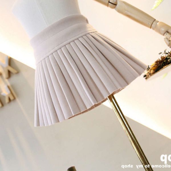 

fabric pleated girls' and cashmere thickened short skirt winter new children's wear 3-8 years old, Blue