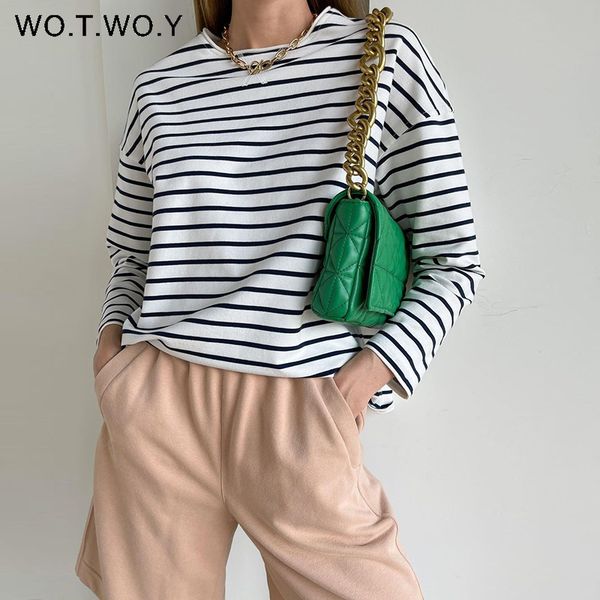 

wotwoy loose long sleeve striped tee shirt women spring o-neck casual cotton t-shirt female basic korean harajuku goth 220314, White