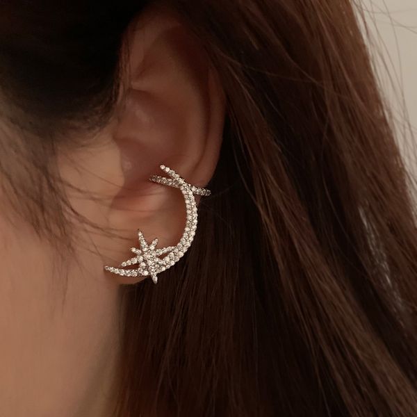 

metal women trendy stud earrings star moon stud one piece earbone clip fashion simple earrings simple jewelry, Golden;silver