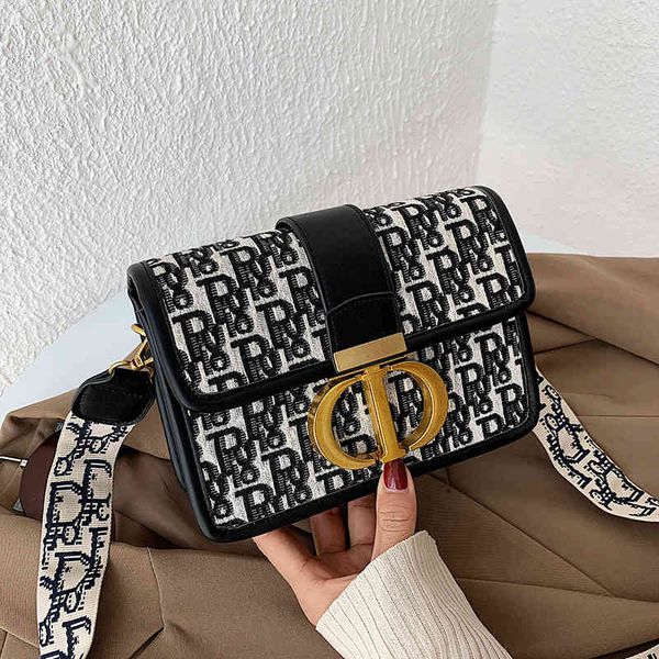 

trendy new trendy fashion letter one shoulder messenger square foreign style small women's bag