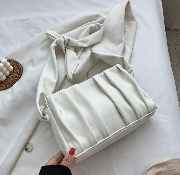 

2020 ladies fold designer pu leather messenger bag ladies solid color one shoulder handbag female trend brand handbag