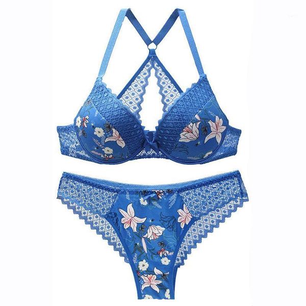 

2021 lace beauty back bra set comfortable gathering plus size printed underwear set bra and panty1, Red;black