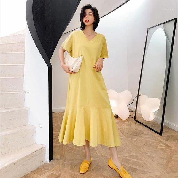 

maternity dresses 2021 summer pregnant women's super long v-neck t-shirt over knee loose big ruffle dress one-piece skirt1, White