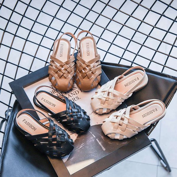 

fashion girls' sandals 2020 summer new baotou knitting little girl soft sole princs children's casual sho, Black;red