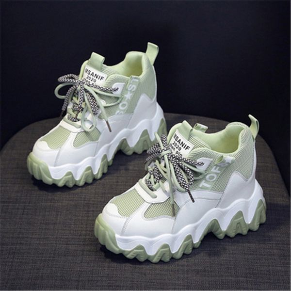 

2021 new vulcanised women's breathable mesh heightened girl eight in thick soles casual shoes vofy, Black;white