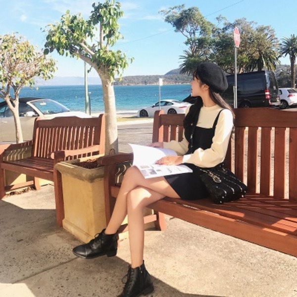 

new autumn 2019 fake two piece color matching sleeve knitted women's slim new autumn 2019 fake two piece color matching lantern dress d, White;black