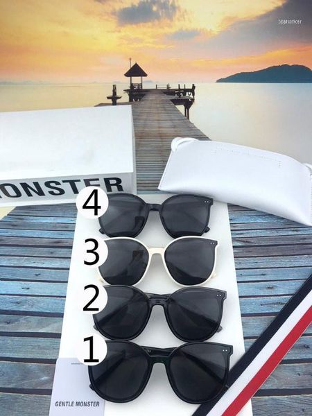 

sunglasses 2021 spring fashion square couple models from men classic uv protection round frame jelly candy color11, White;black