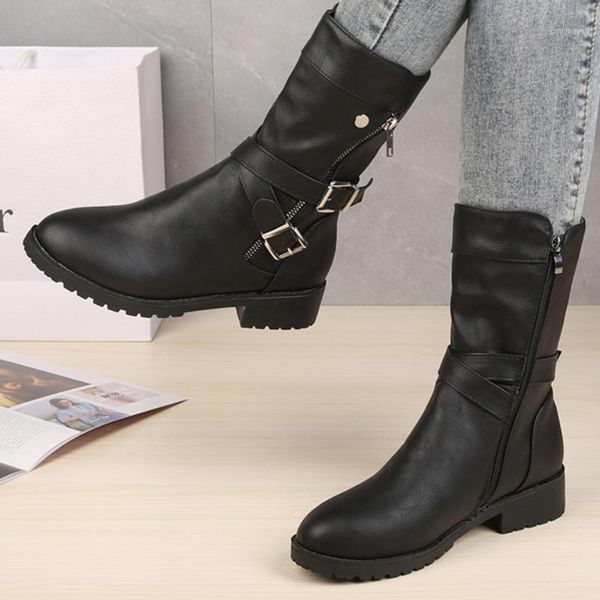 Botas 2022 Mid-bezerro mais tamanho 43 mulheres fivela goth feminino baixo quadrado salto zíper couro sapatos liso vermelho cinza preto