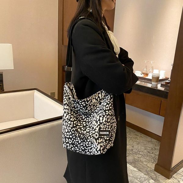 

waist bags for women ladies fashion shoulder bag handbag all-match flap crossbody handbags youth simple versatile 20211