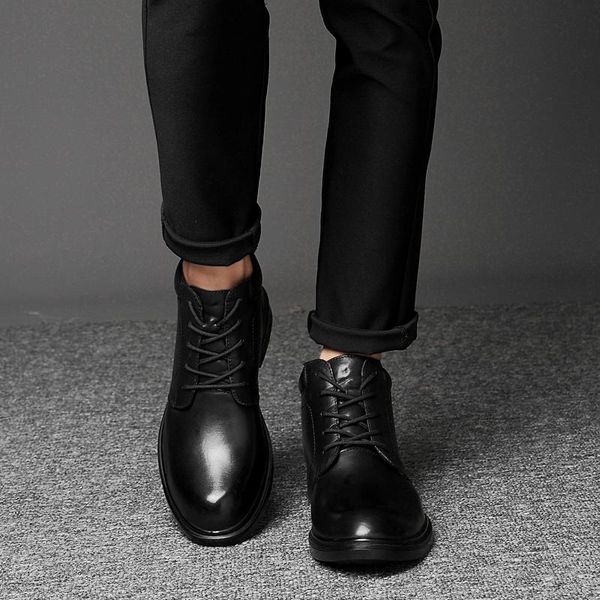 

sport sneaker mens casual new boots shoe shoes man sale 2020 fashion sports black leather causal leisure flat for outdoor