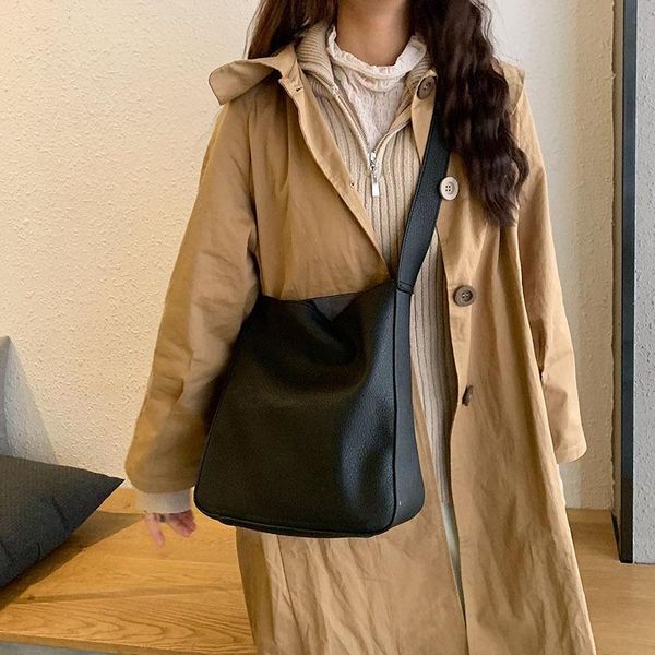 

soft and simple style large capacity bucket bag casual one shoulder messenger bag