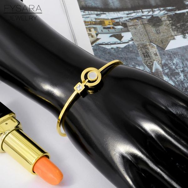 

fysara женщины манжета браслеты круглый круг shell браслеты женщины из нержавеющей стали браслеты известная марка ювелирных изделий оптовая, Silver