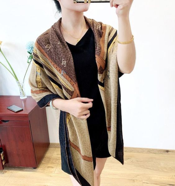 

coffee printing scarf women 30% silk 70% cashmere hand rolled edges 140*140cm shawl wrap 55''x55'' brand design, Blue;gray