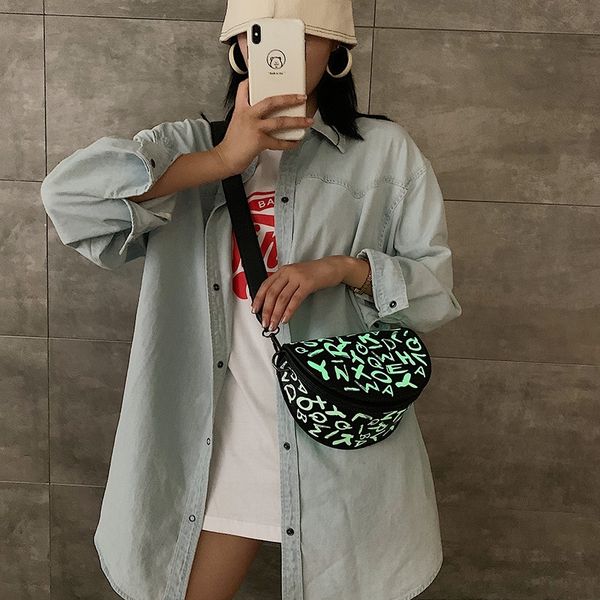 

2020 плечо седло новая мода женская мода светящаяся седло мешок малые женщин универсальный чистый красный одного плеча сумку yeapk yea