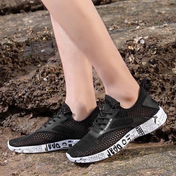 

beach shoes summer wading for men quick-drying holes upstream anti-slippery outdoor swimming water wading1