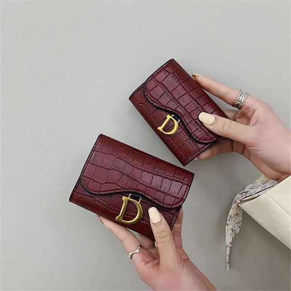 

70% off deals online women's purse buckle 2022 new fashion folding women's soft wallet wholesale store, Red;black