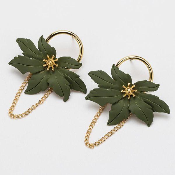 

amorcome корейского спрей краска металл цветок лепесток серьга для женщин большого цветок цепи кисточки серьга лето pendientes ювелирных изд, Silver