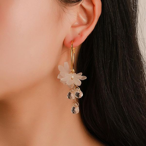 

hoop & huggie yungqi boho flower tassel earring acrylic water drop dangle earrings crystal pendant for women piercing brincos, Golden;silver