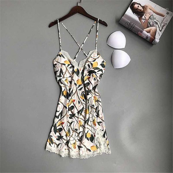 

printed nightdress female summer chest pad skirt backless nightgown thin spring and autumn home service la robe du soir1, Black;red