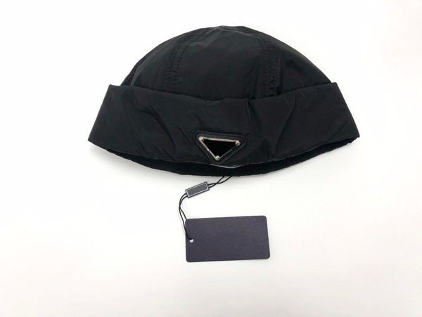 

2020 mens and women hat classic sports street cap couple models length after cap metal triangle decoration waterproof fabric for men caps, Blue;gray