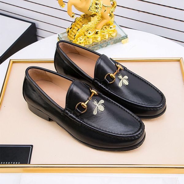 

casual designers dress men tassel loafers suede patchwork patent leather shoe black brown slip on cap toe office wedding leather shoes men