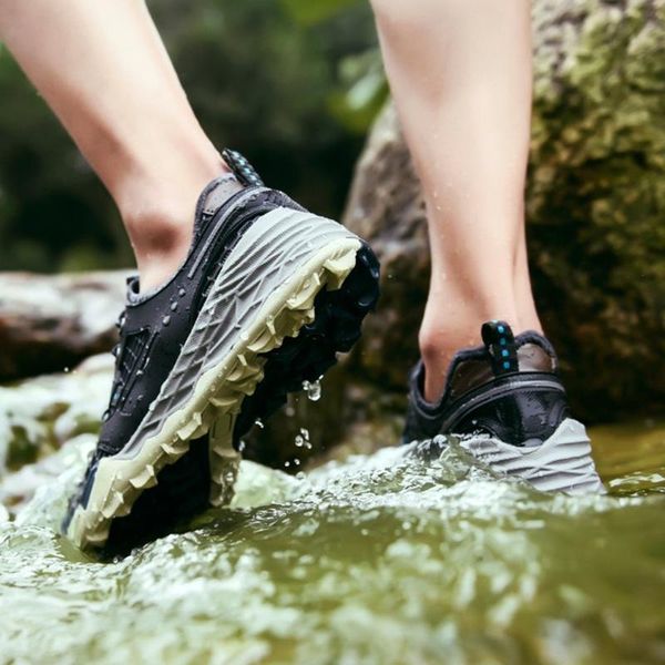 

sneakers men slip resistant outdoor hiking sneaker running shoes breathable running shoes men