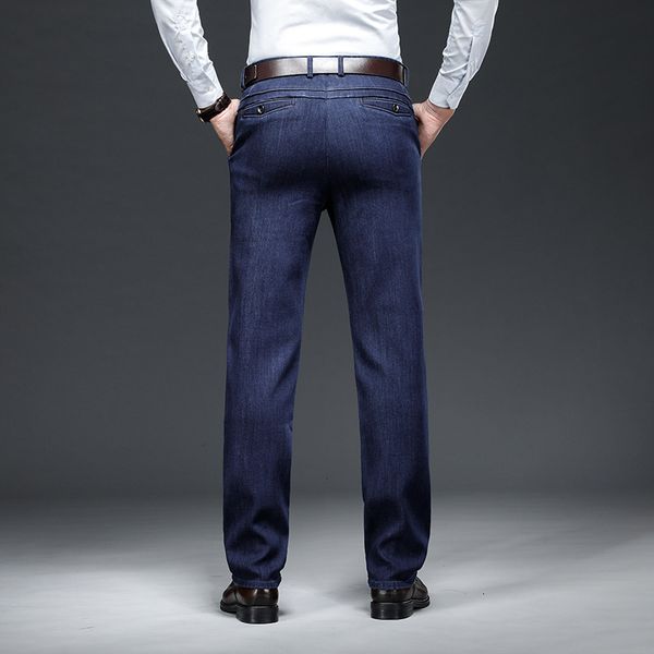 

mid aged men's high waist deep crotch jeans in autumn 2020, Blue